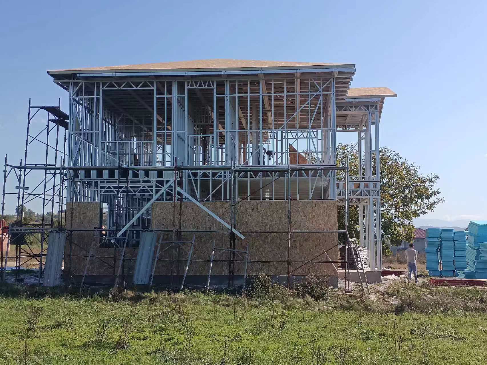 轻钢别墅与传统别墅哪种选择更优？到底哪个更好呢