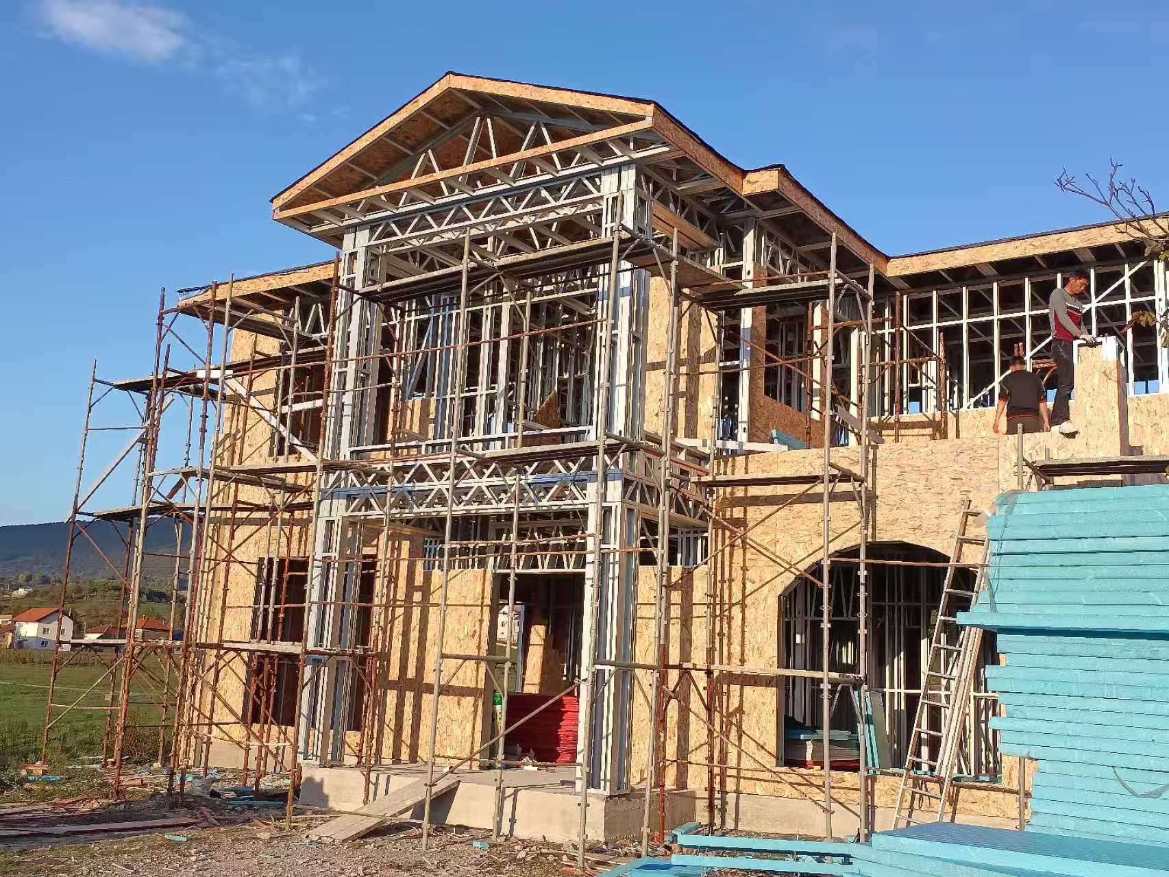 睿婕轻钢别墅是如何实现良好的隔热效果的？