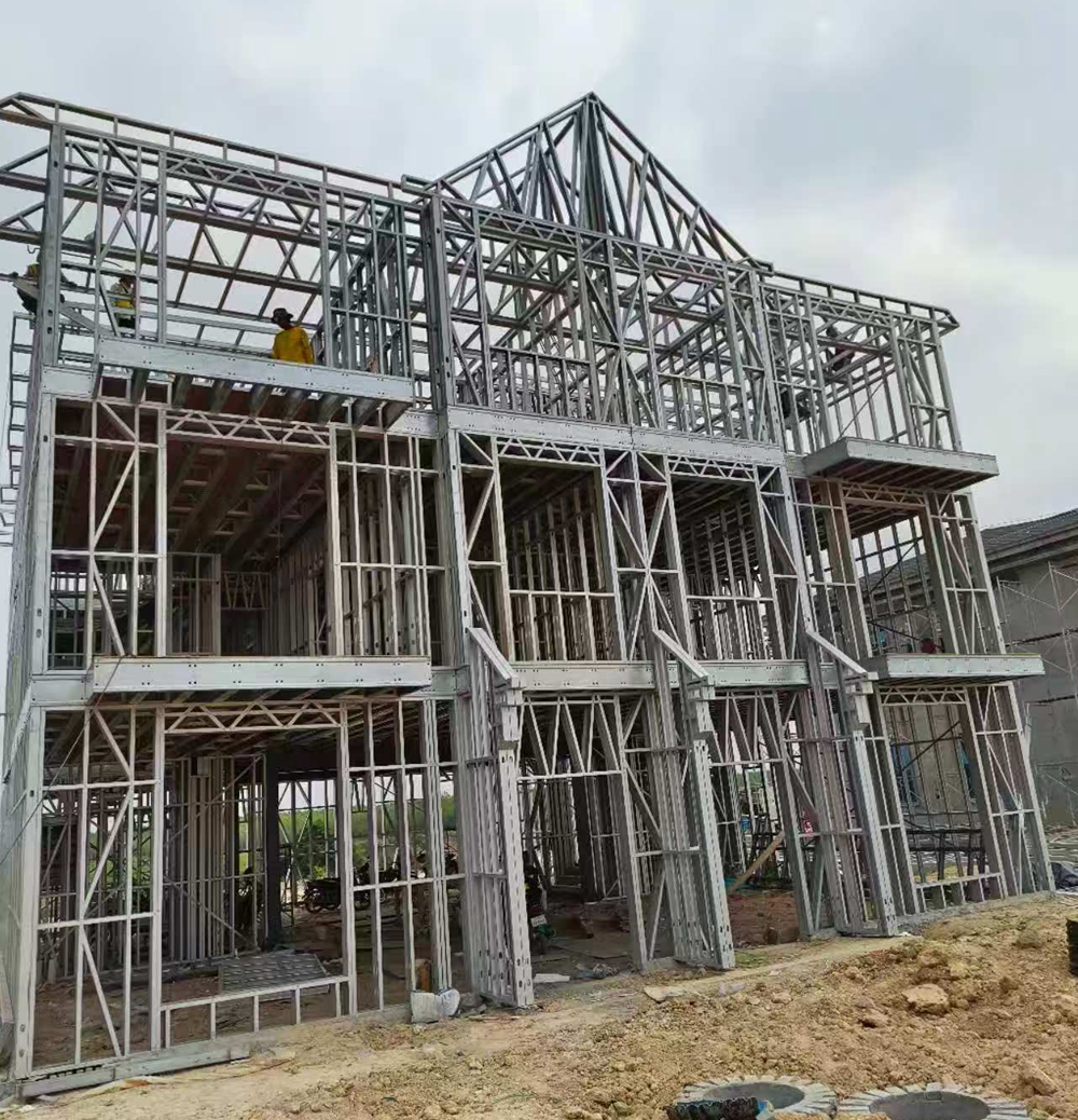 异形轻钢别墅施工难点解析